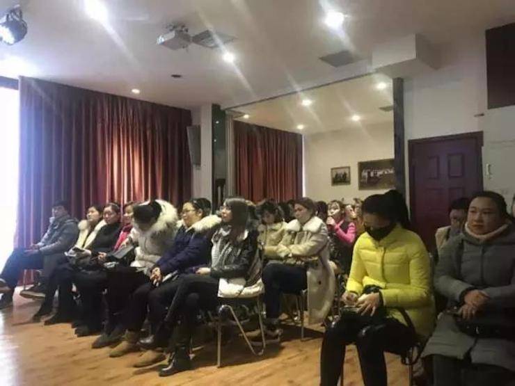 【报道】读谱与琴谱版本的选择|明升mansion艺术家鲍释贤大师班洛阳站圆满结束！（内含视频）