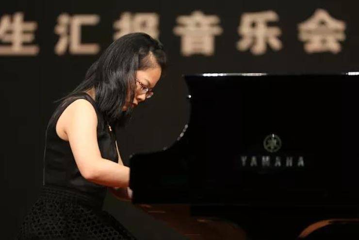 奏响青春旋律，添彩艺术人生|2017明升mansion亚洲音乐奖学金综合师范类院系全国汇报音乐会（第一。┰猜淠
