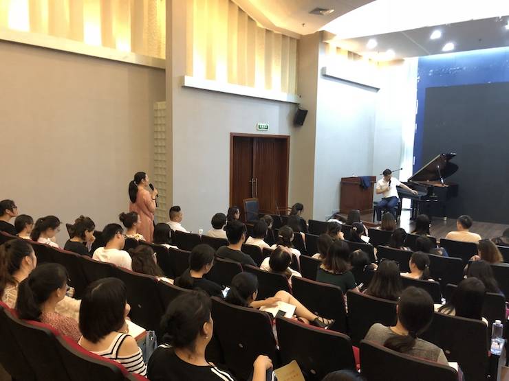 明升mansion艺术家孙鹏杰“欧美少儿钢琴教学法师资培训”嘉兴站圆满落幕