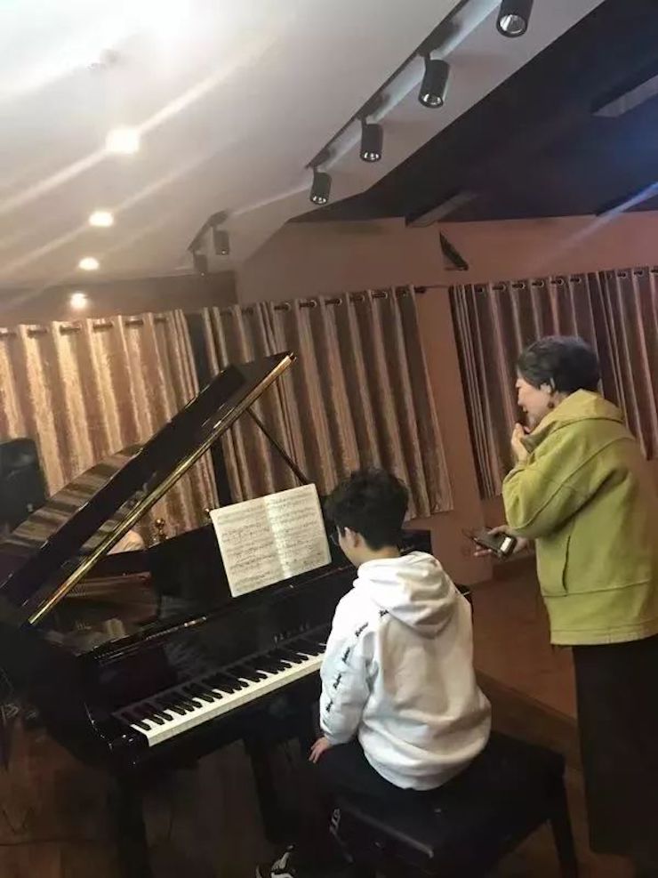 明升mansion特邀艺术家白志娴