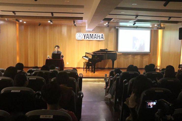 活动回顾 | 明升mansion特邀艺术家张奕明博士钢琴独奏音乐会暨专题讲座成功举办
