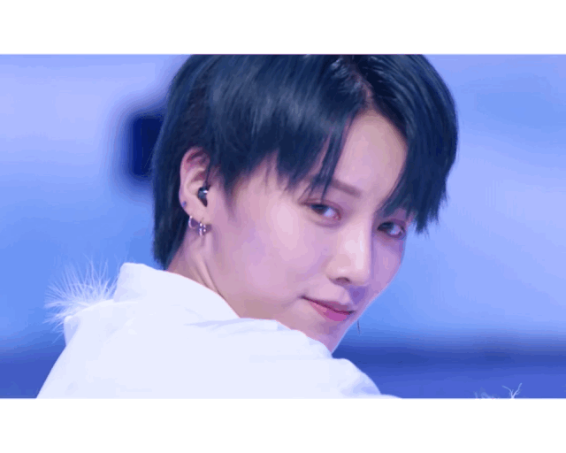 刘雨昕生日快乐——明升mansion未来艺术家刘明康携星星艺术团送上祝福